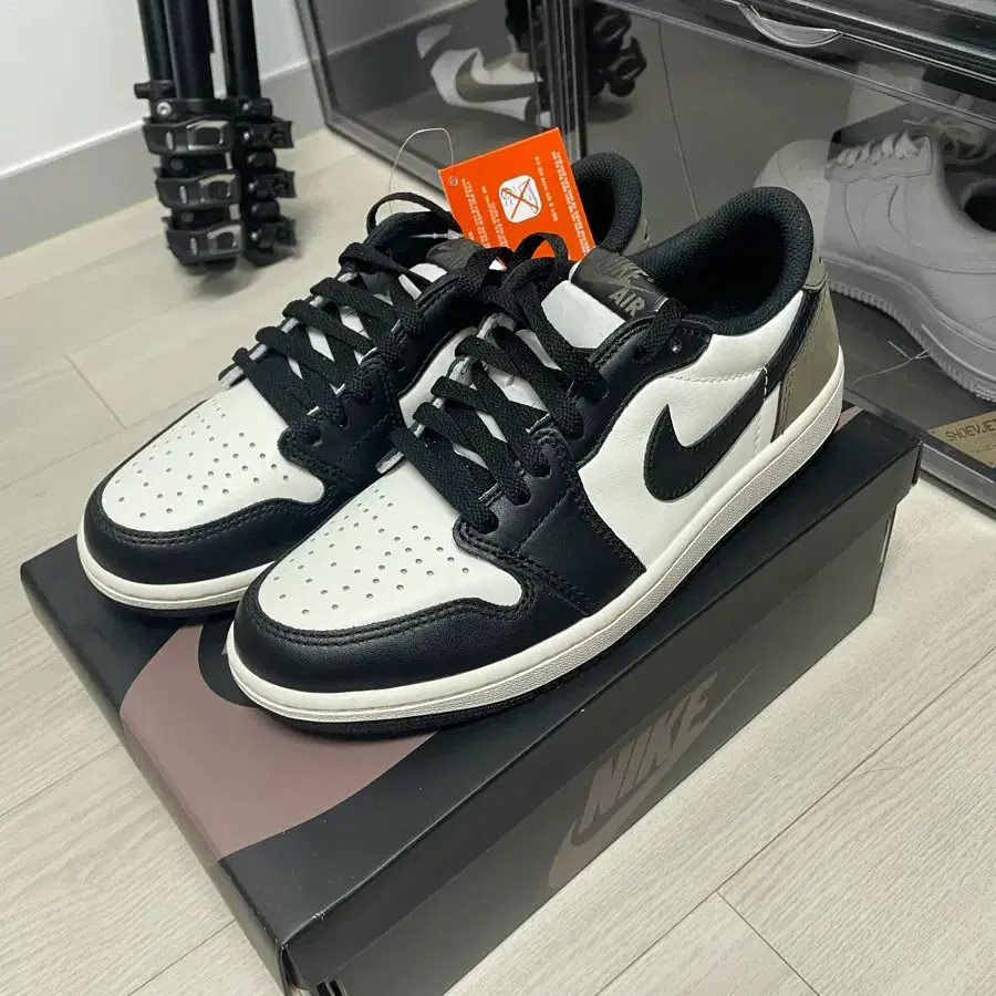 나이키 에어 조던 1 로우 og 모카