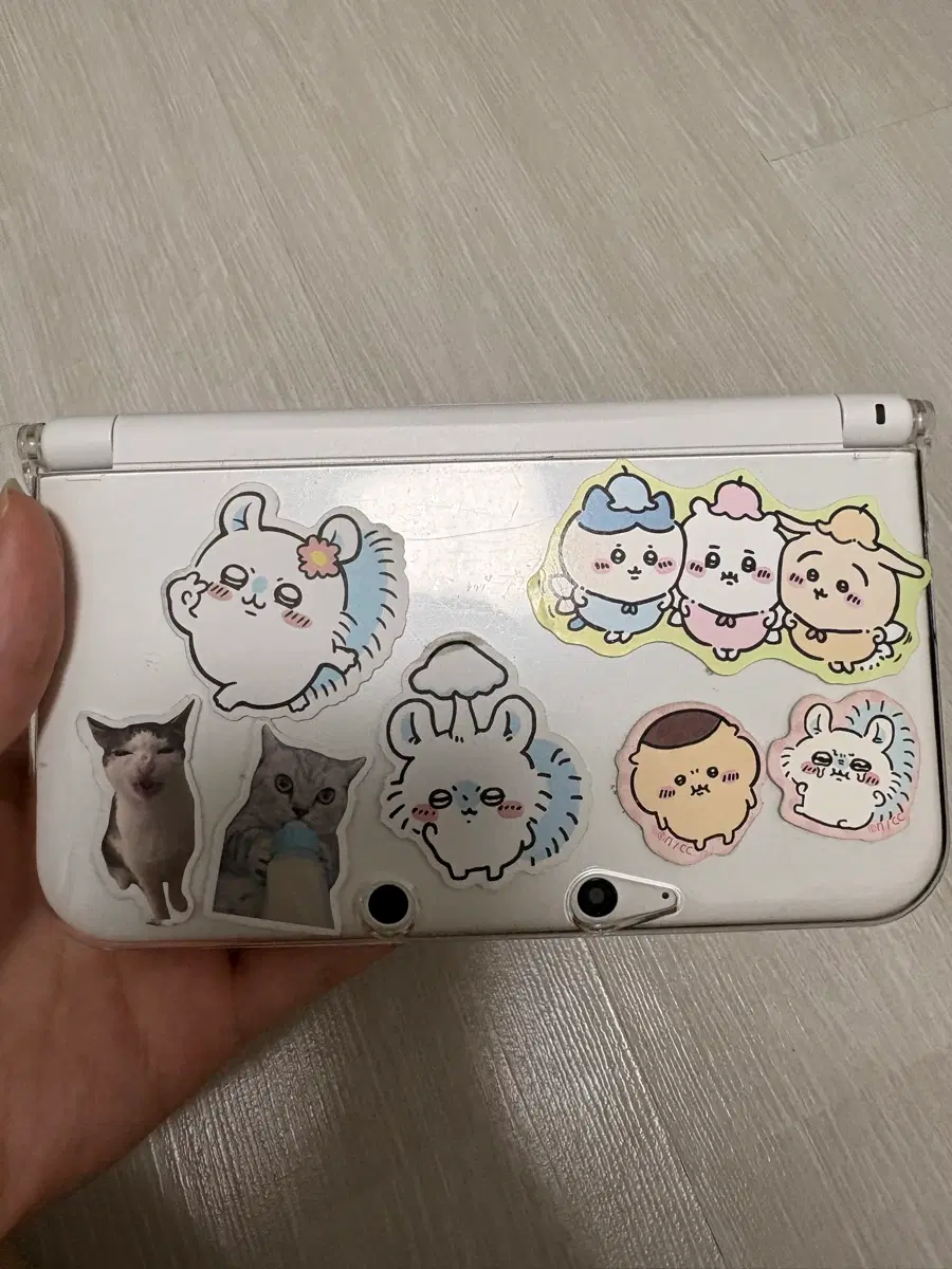 닌텐도 3ds xl 화이트 한국판 + 닌텐도 칩 (일괄)