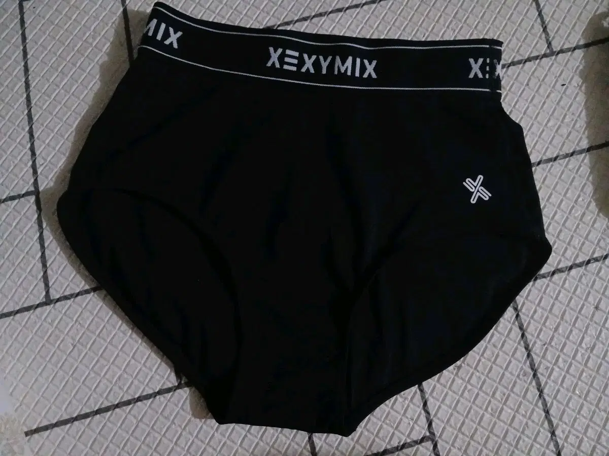 젝시믹스 블랙 스윔웨어 숏팬츠 S