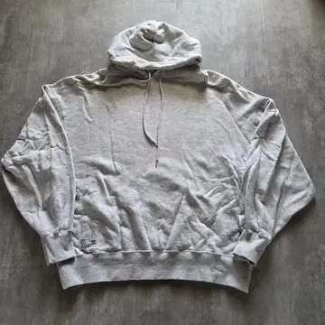 Fresh Service LIGHT OZ PULLOVER HOODIE
