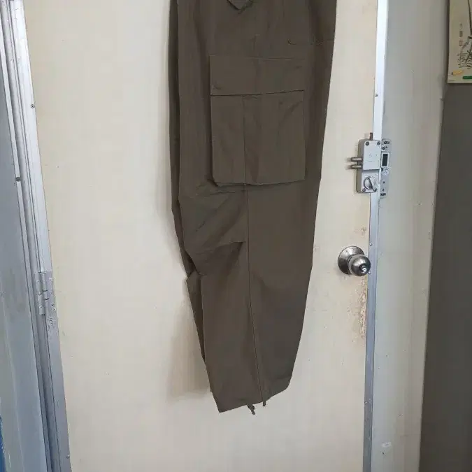 슈페리어마이오구미오남성통건빵바지33싸이즈기장107센치