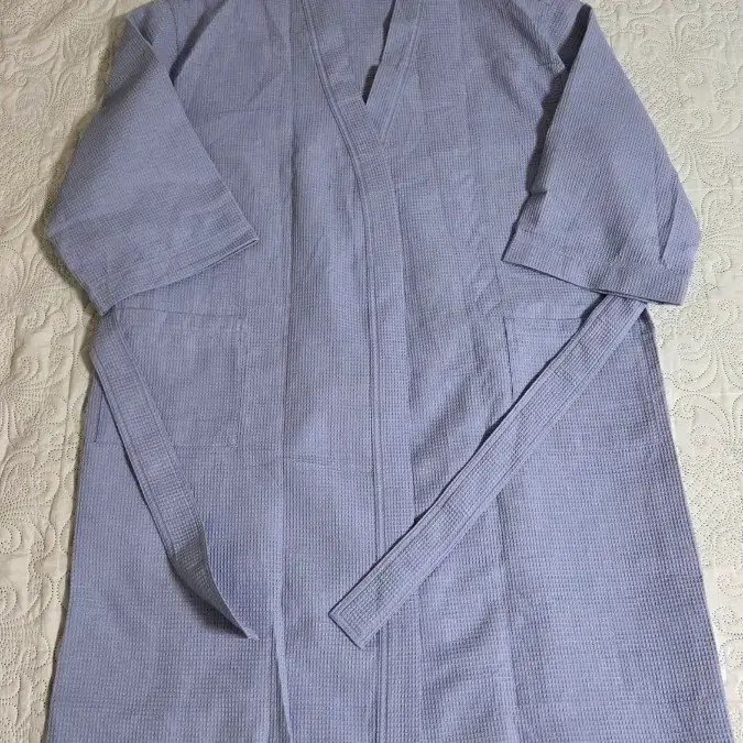 [새상품] H&M HOME 라벤더색 코튼 가운 L/XL