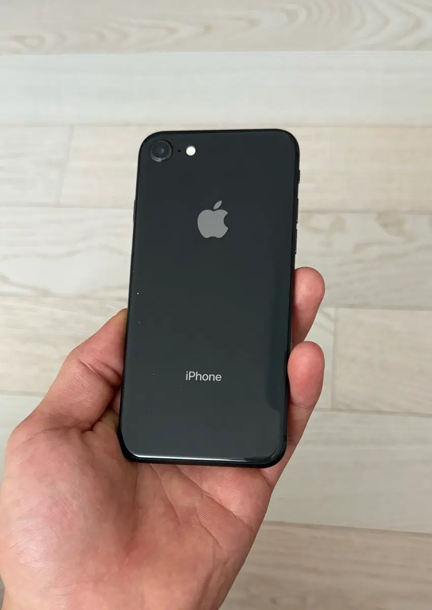 아이폰8 64GB