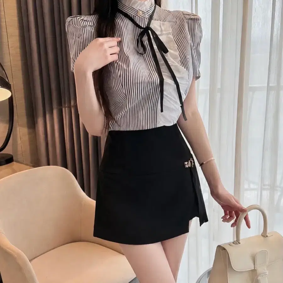 수입의류 리본타이 스프라이트 퍼프 블라우스