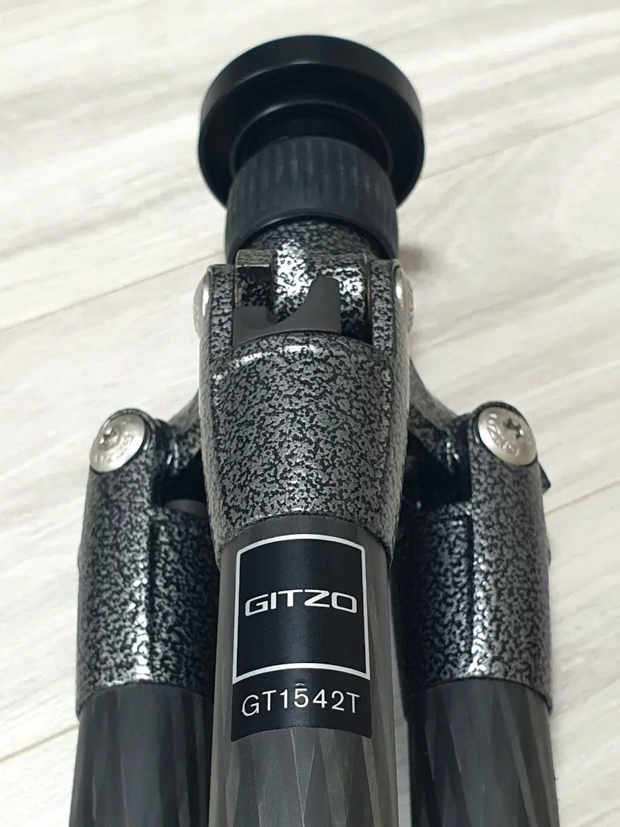 GITZO(짓조) 삼각대 GT1542T + 볼헤드 GH1781QR + 플레이트2개 판매합니다