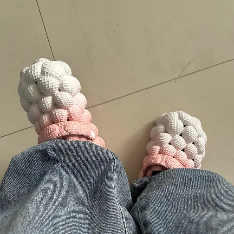 Japanese brand 재팬 Bubble Slippers