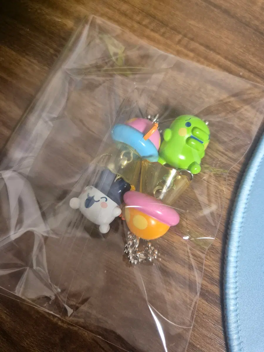 (일괄)다마고치 UFO 가챠 키링 주댕치, 미미치