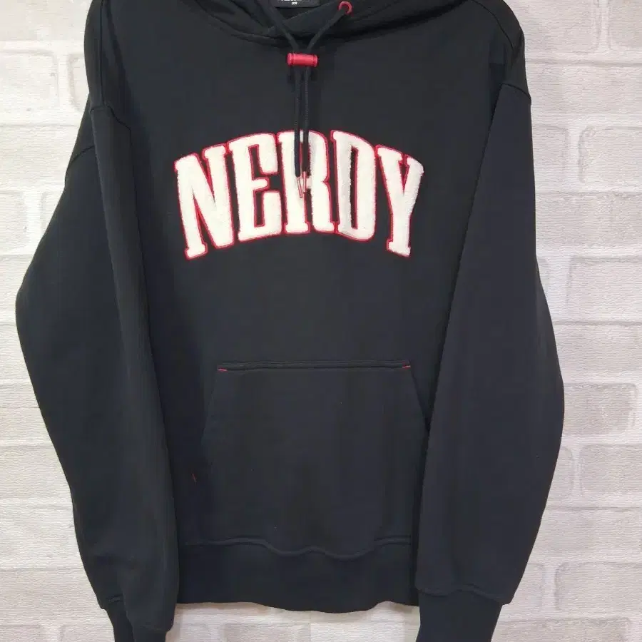 널디 NERDY 블랙 레드포인트 후드티 XS 남녀공용