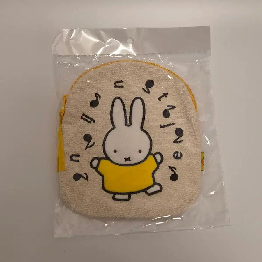 미피/미피파우치/미피굿즈/캐릭터파우치/파우치/miffy/미피지퍼파우치