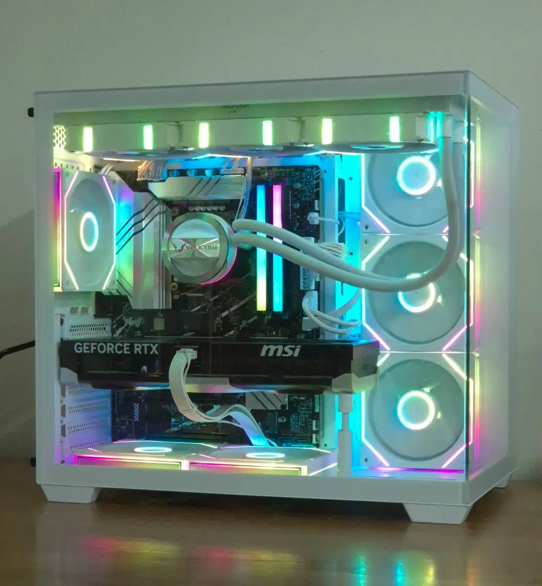 14900kf , rtx5070, ddr5-6000, ssd1tb 조합 고사양 게이밍컴퓨터 렌더링 컴퓨터