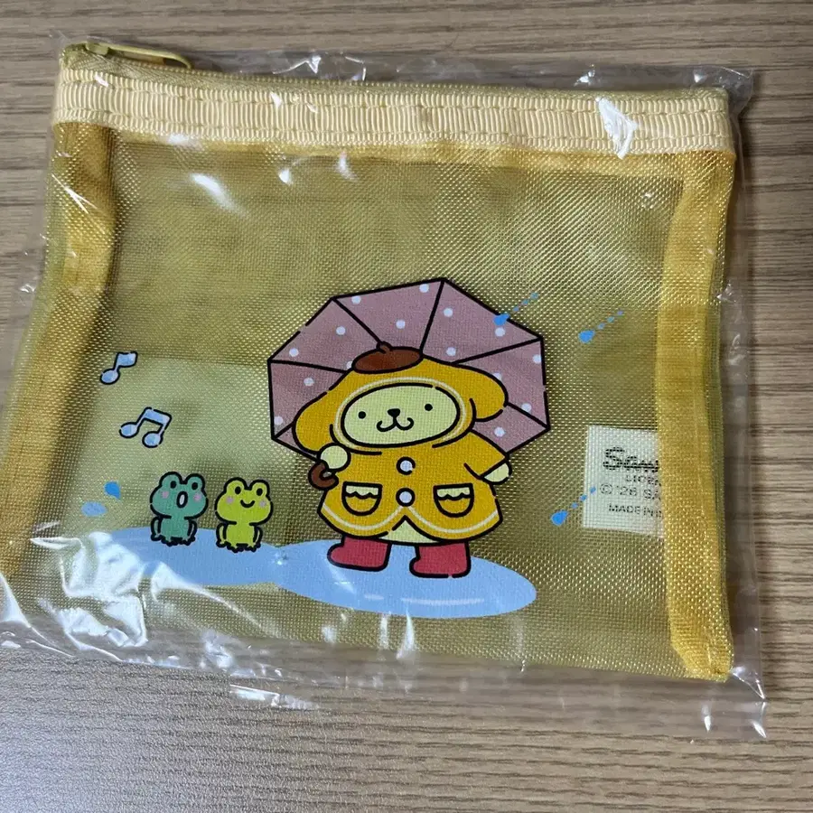 올리브영 산리오 콜라보 폼폼푸린 파우치