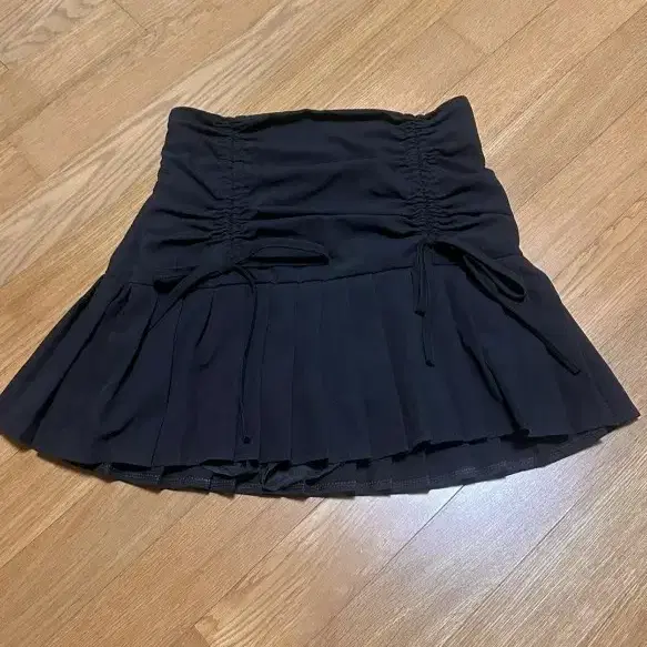 블랙 셔링 플리츠 미니 스커트 속바지 내장