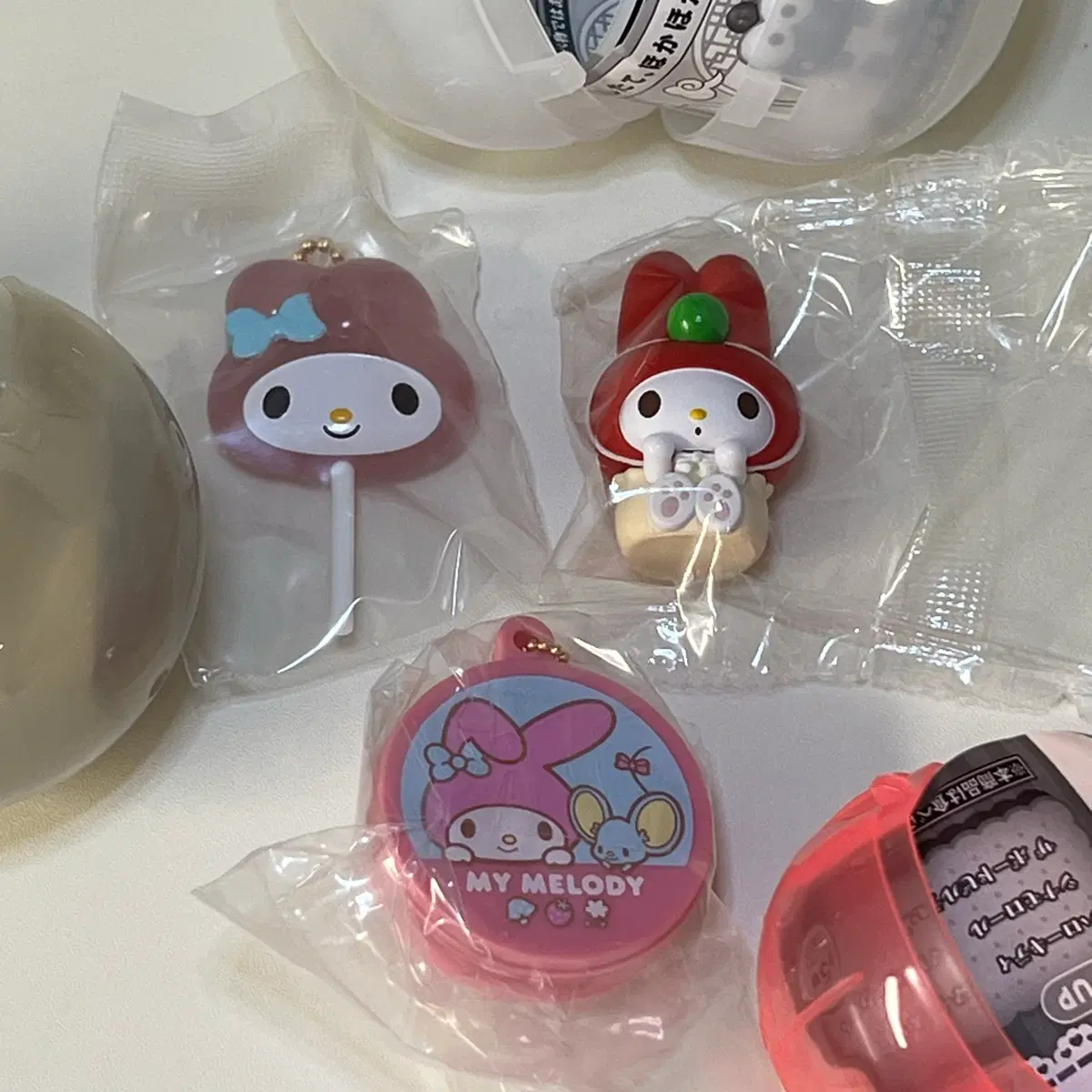 산리오 마이멜로디 가챠 세트 새상품 키링 막대사탕 딤섬 피규어 쿠키틴케이스