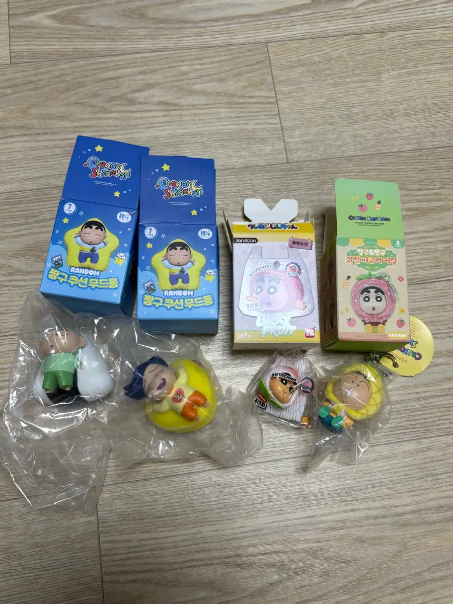 새상품) 짱구는 못말려 짱구 맹구 과일피규어 쿠션무드등 훈이 철수
