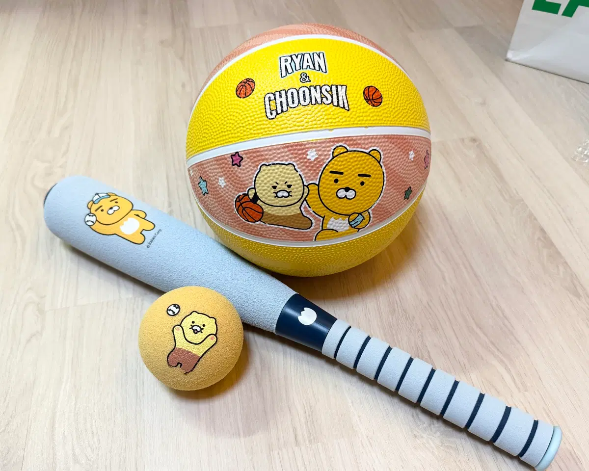 어린이용 춘식이 안전 폼배트 춘식이 농구공 6호 세트 새상품