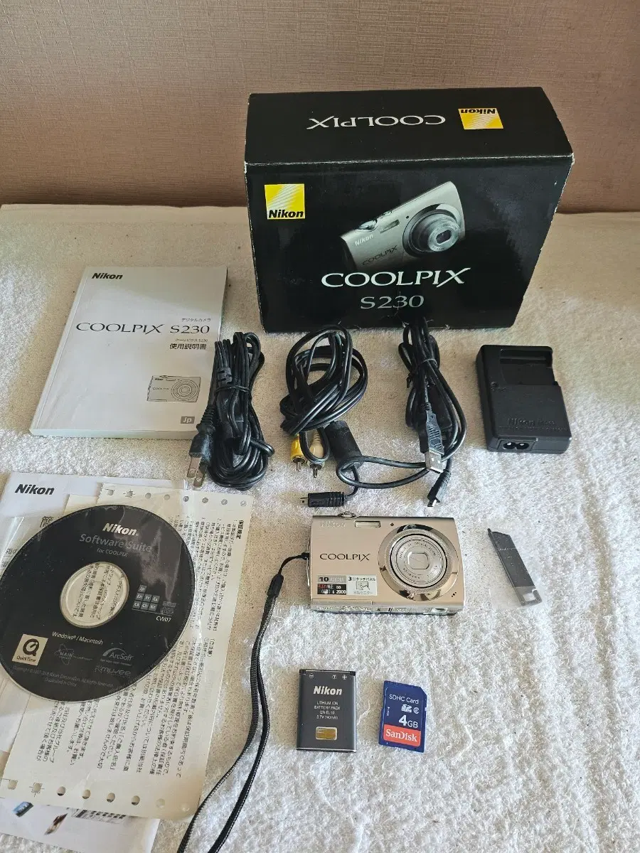 니콘 쿨픽스 S230 디지털 카메라 풀박스