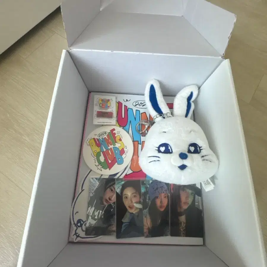 뉴진스 버니즈클럽 1기