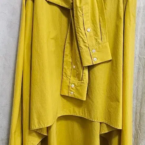 자라(ZARA) 셔츠 슬리브 타이 비대칭 미디 스커트