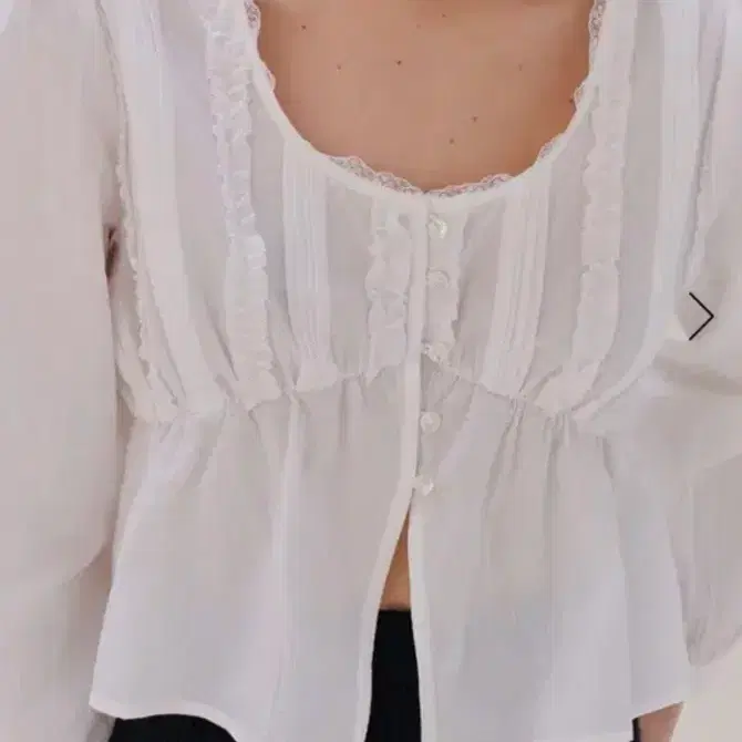 릴리코츠 리아 블라우스 화이트