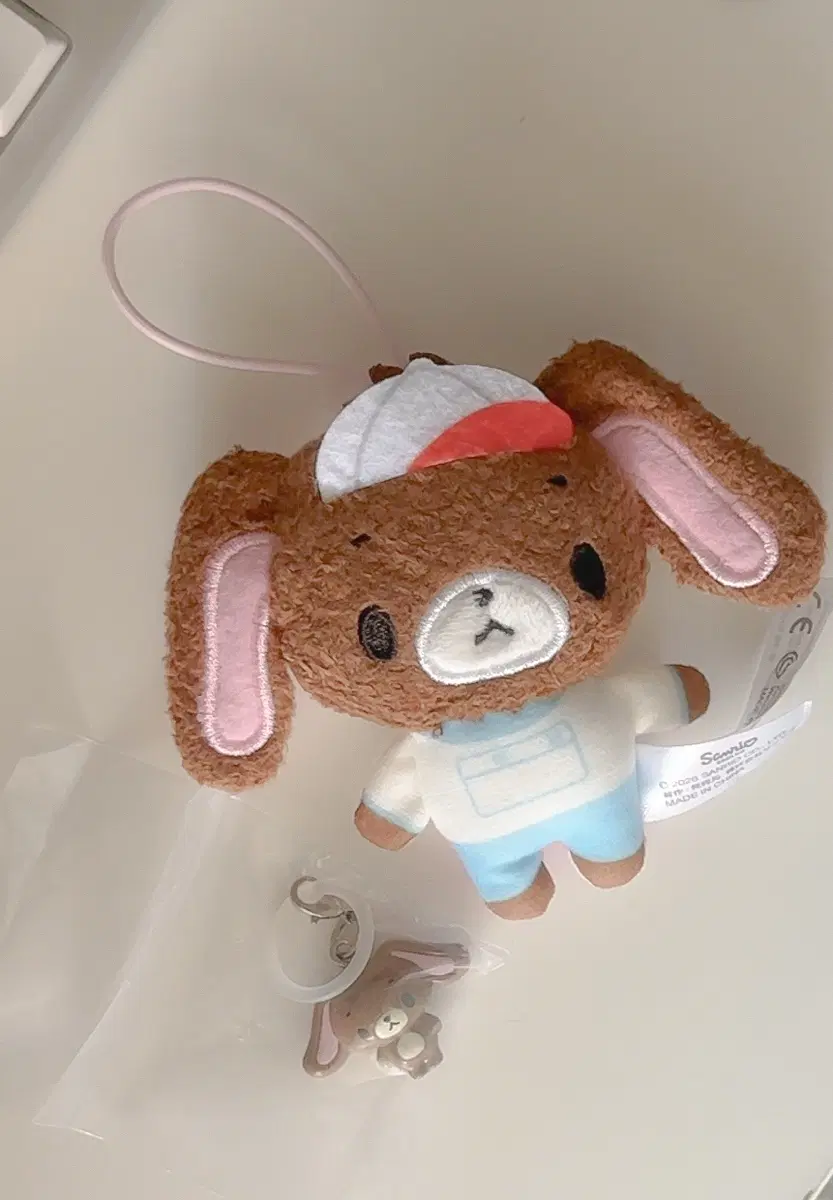 산리오 스쿨 컬렉션 슈가버니즈 , 쿠로우사 메지루시