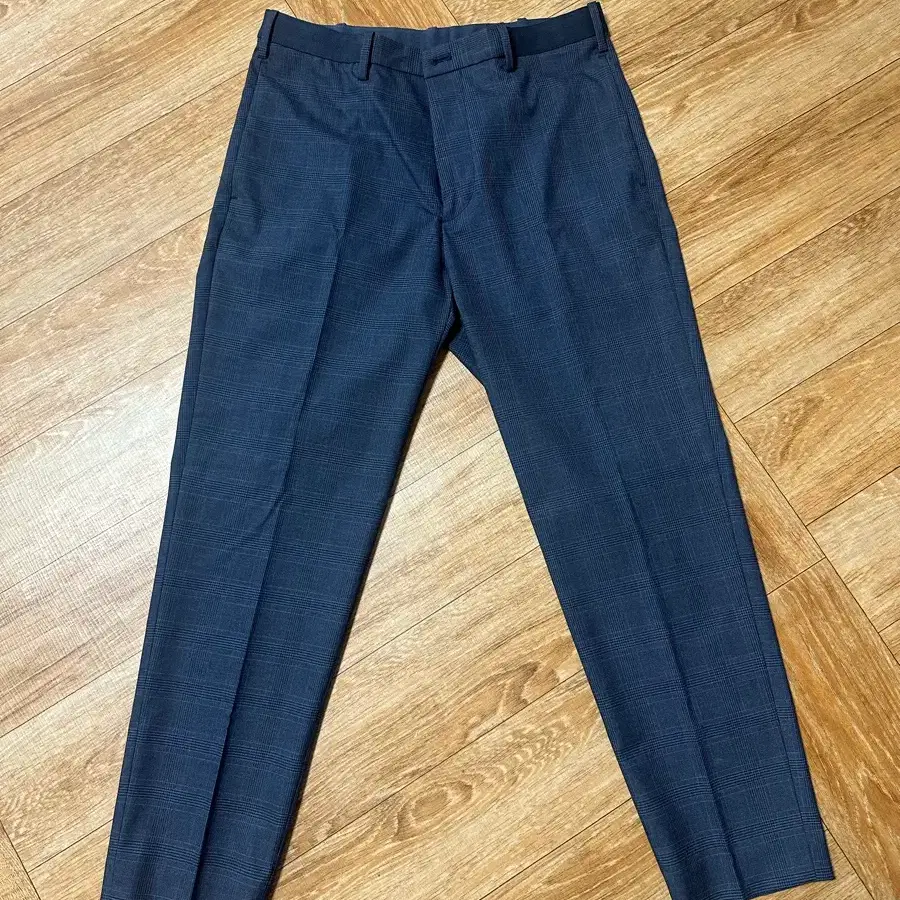유니클로 감탄팬츠 m사이즈