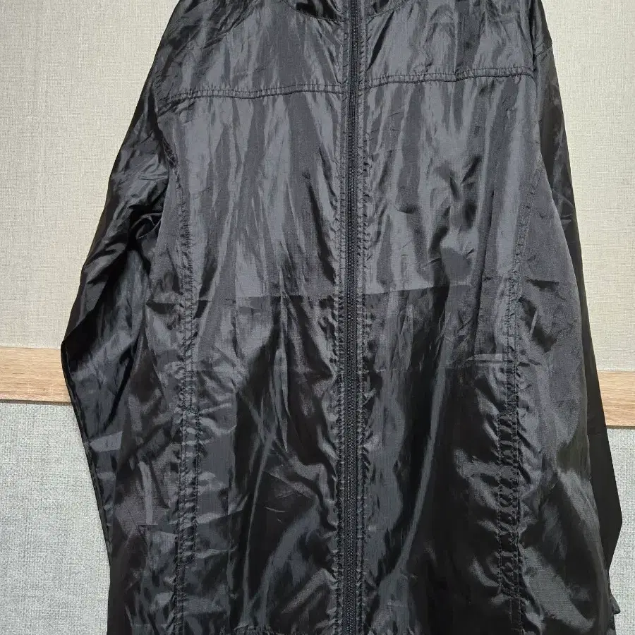 BASIC ICON 블랙 바람막이 점퍼 110