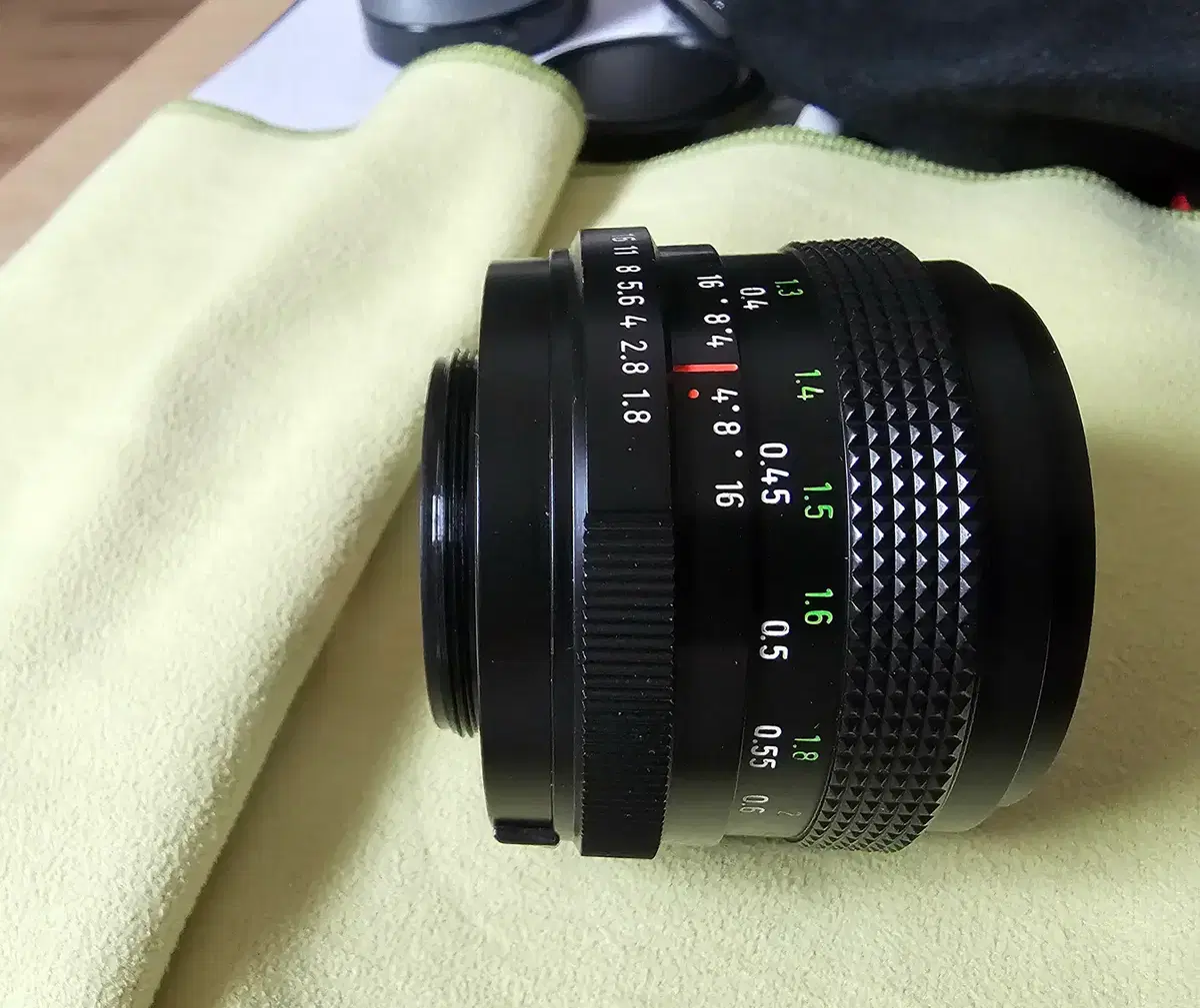 Pentacon auto 50mm f/1.8 (M42 마운트)팝니다.