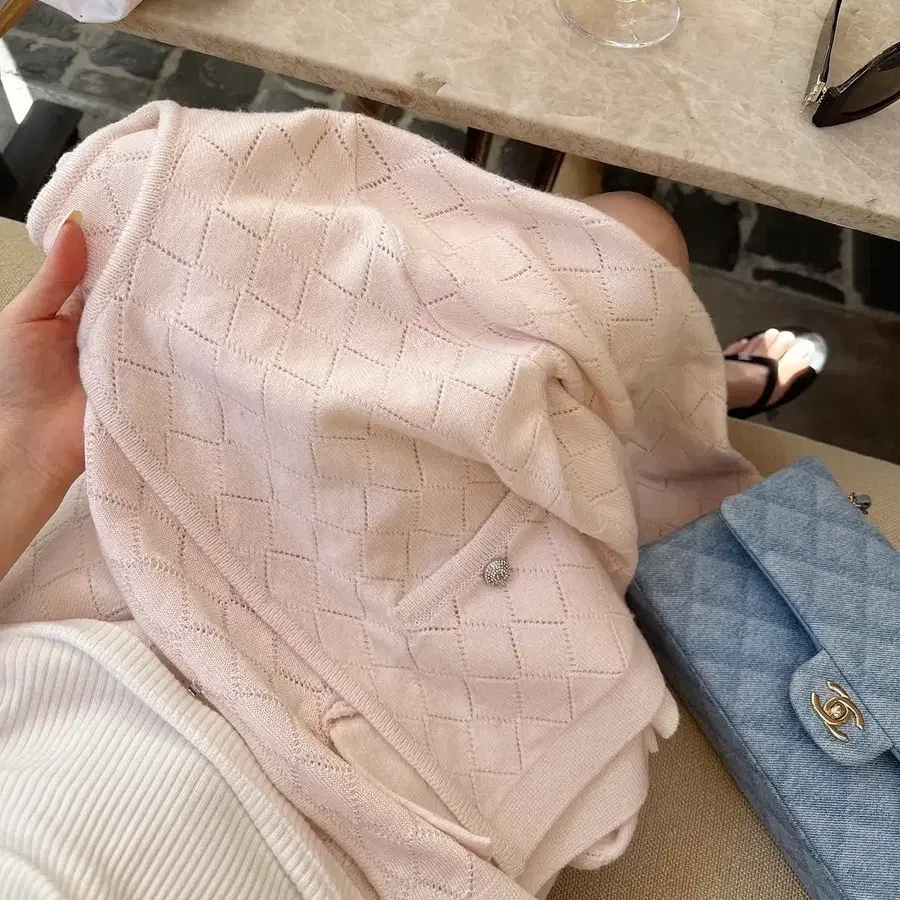 구해요) 더로랑 메종설레 스프링 아가일 니트 가디건 baby pink