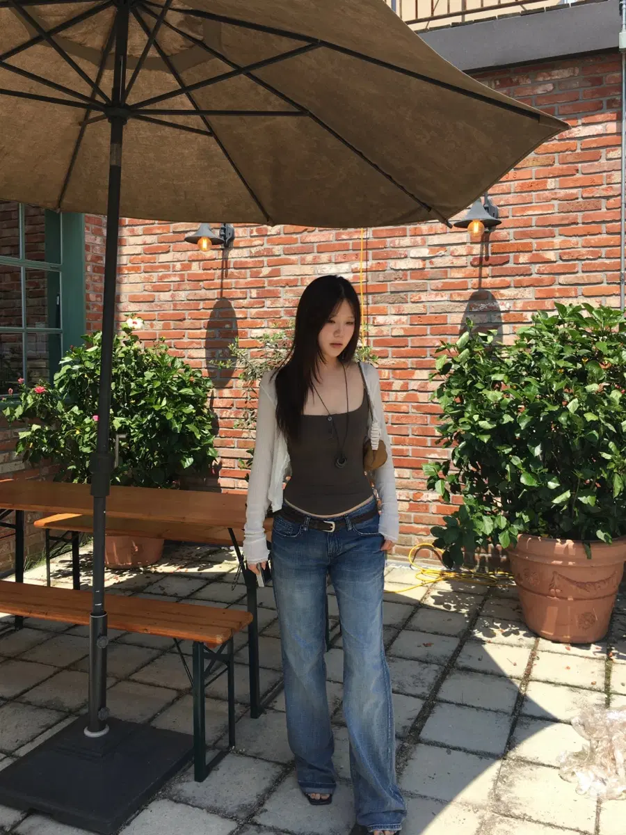 아워캐비넷 blue boots cut pants
