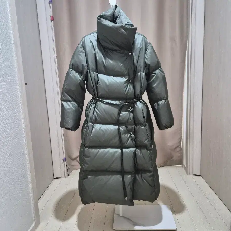 랑방 롱패딩 카키.새상품