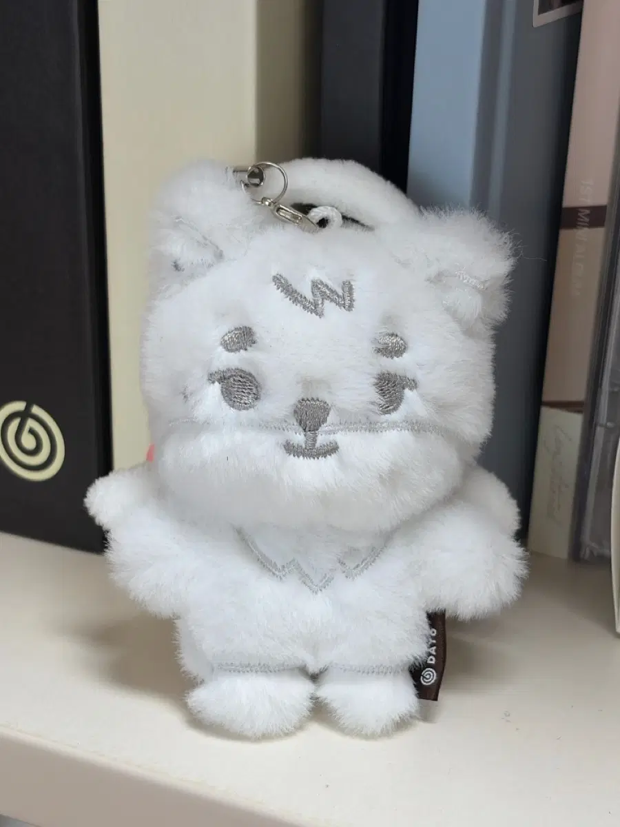 영케이 시크릿 플러시 키링 천사 쁘멀 데니멀즈 케 youngk