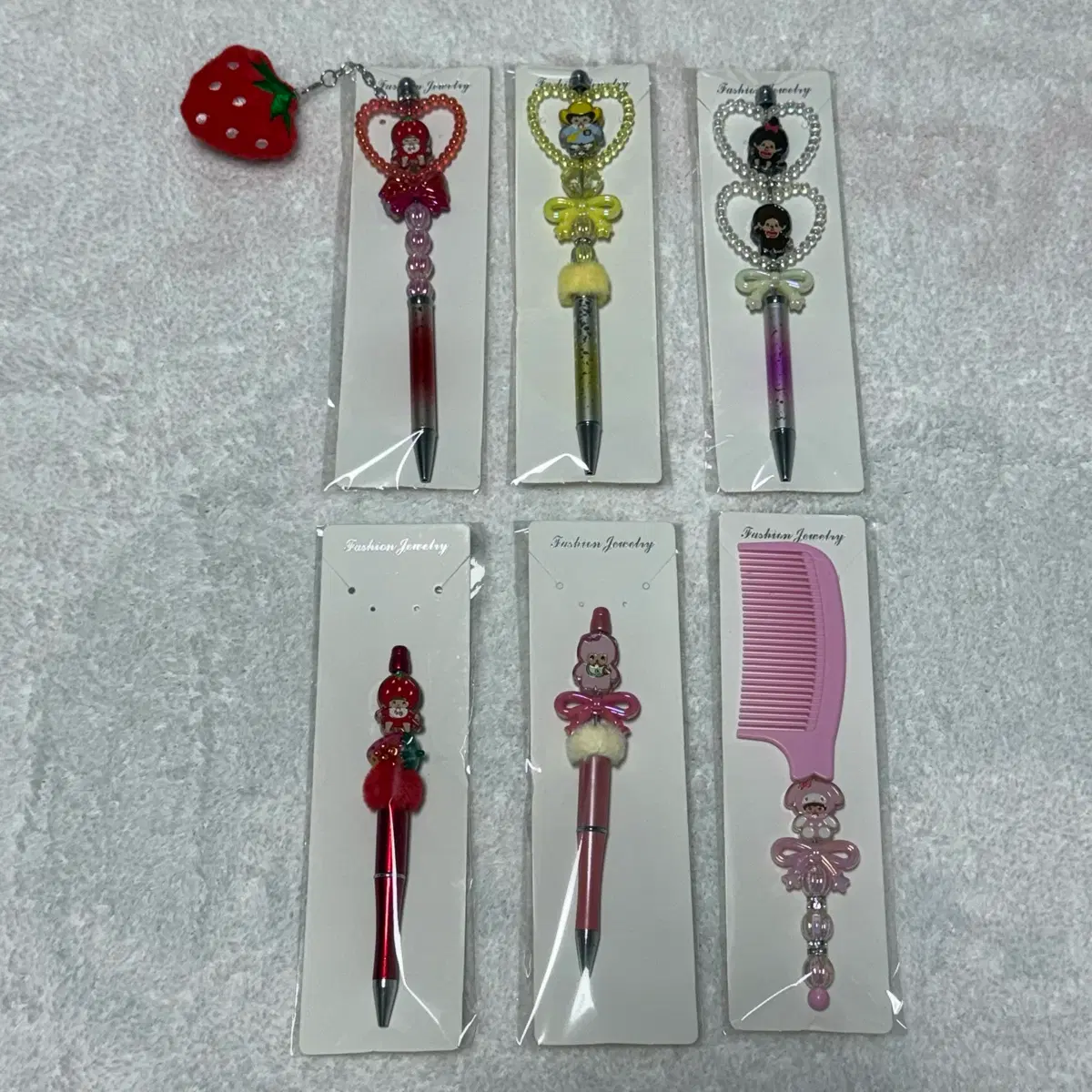 (수제DIY완성품몬치치) 딸기몬치치 유치원베베치치 마이멜로디몬치치 볼꾸 몬치치 빗꾸 몬치치볼펜 몬치치빗
