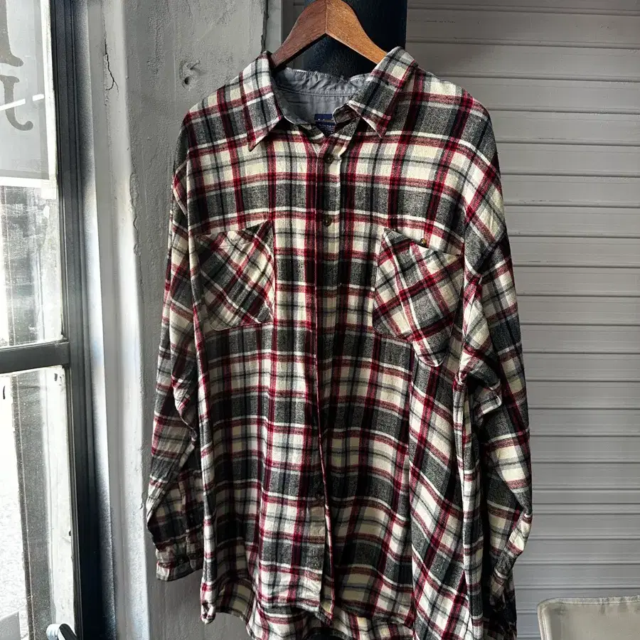 90s john blair plaid flannel shirt