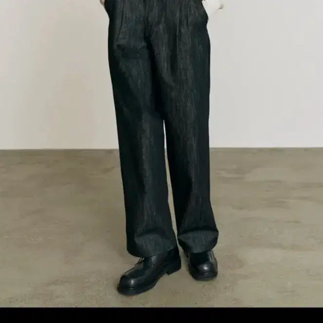 포트너스 투 턱 와이드 데님 팬츠 블랙