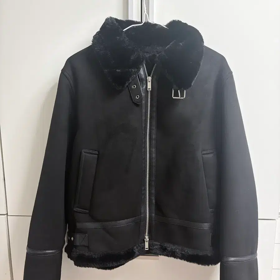 스파오 퍼배색 무스탕_SPJLE4VW04