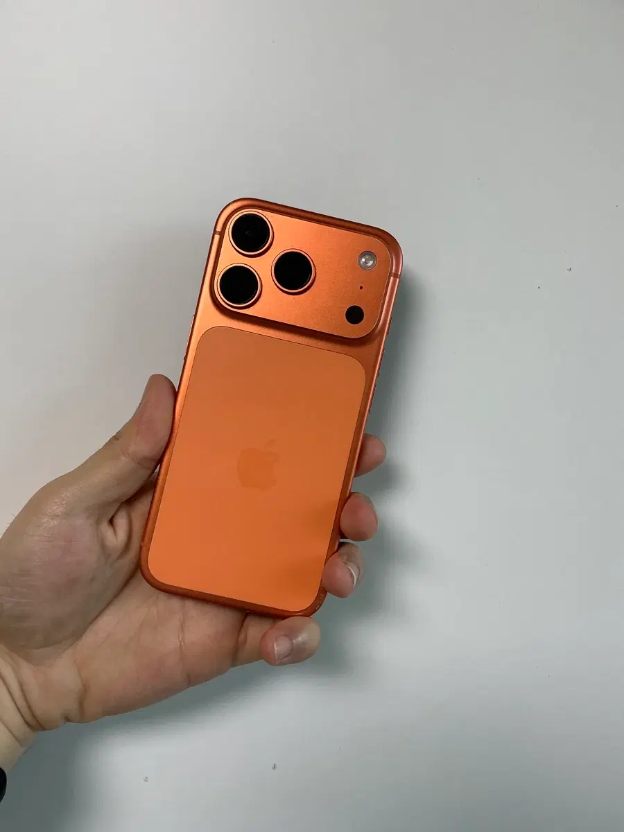 애케플) 아이폰17프로 256gb 팝니다