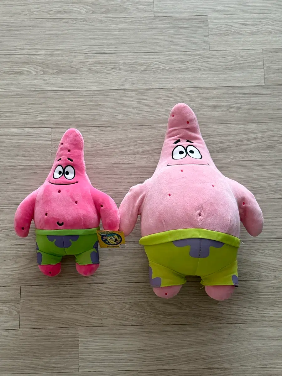 스폰지밥 뚱이 인형 2개