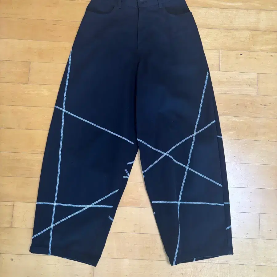 노메뉴얼 S.L WIDE PANTS - BLACK