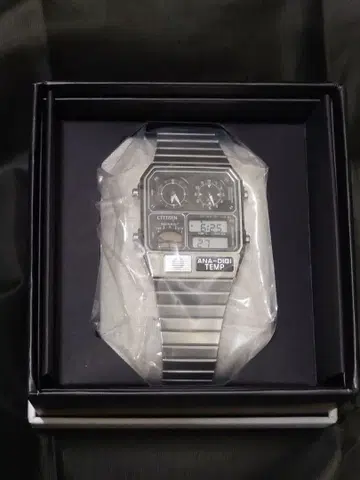 CITIZEN 레코드 라벨 아날로그 디지털 앰프 손목시계 JG2101-78E