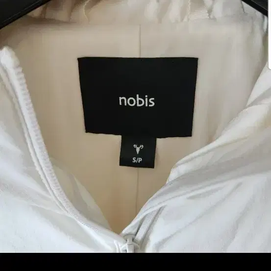 (새상품) NOBIS 여성 패딩