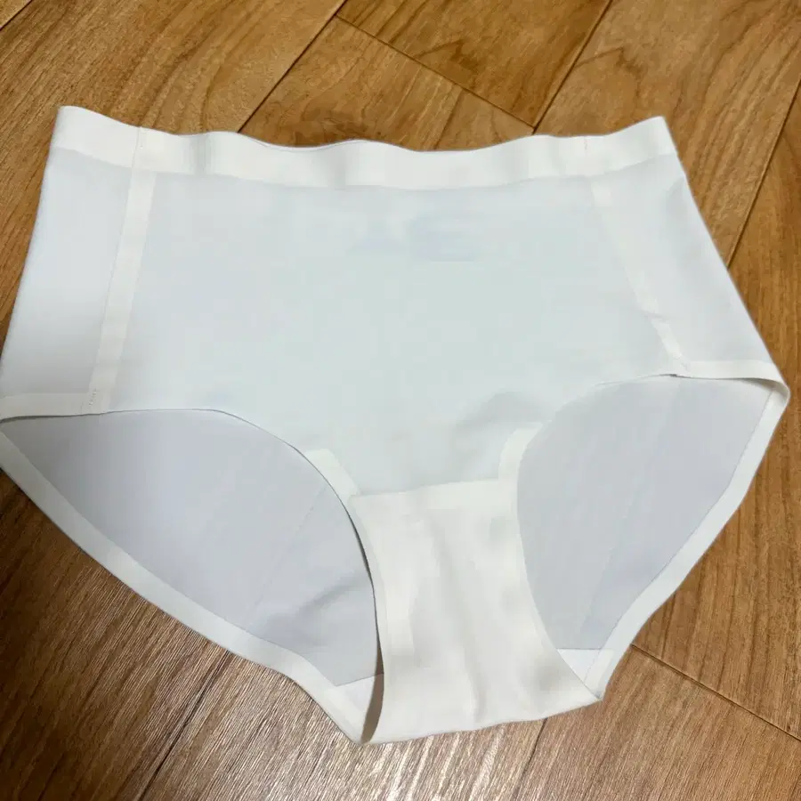 (새상품) 여성 심리스 팬티 속옷 스킨색 90 s
