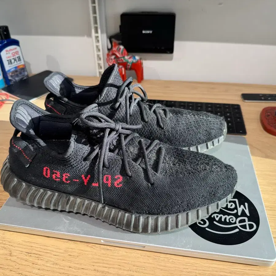 이지 350 v2 블랙 레드 295