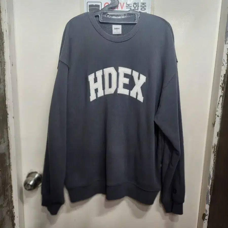 HDEX 맨투맨 다크 그레이