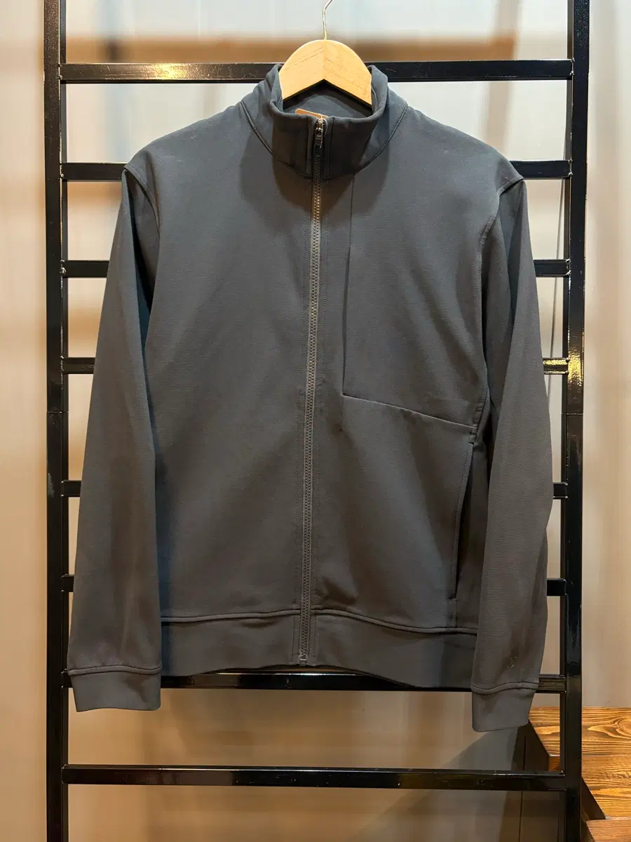 [M] 룰루레몬 lululemon 하이넥 집업 자켓 트랙탑 6.9