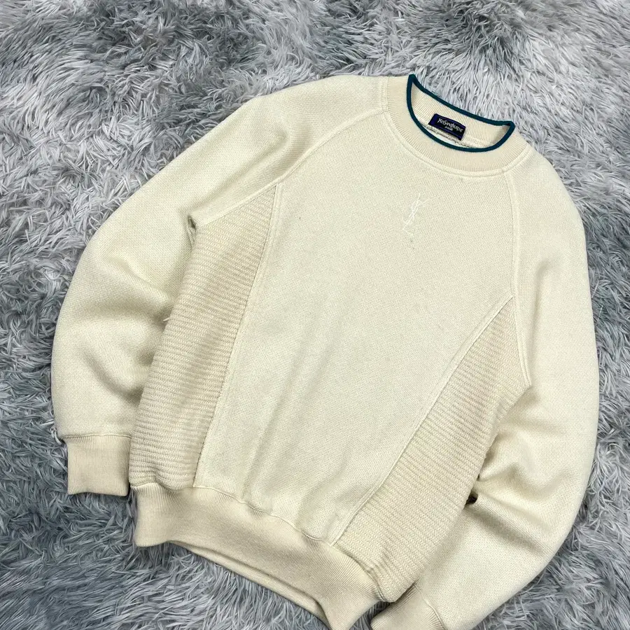 90s YSL 재팬 입생로랑 아카이브 머슬핏 니트 5867