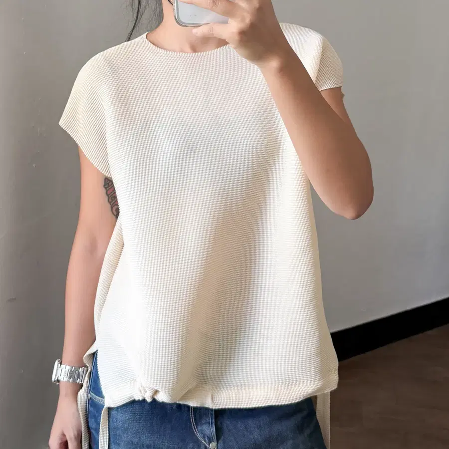 이세이미야케 미 25SS 플리츠 튜닉 블라우스 탑