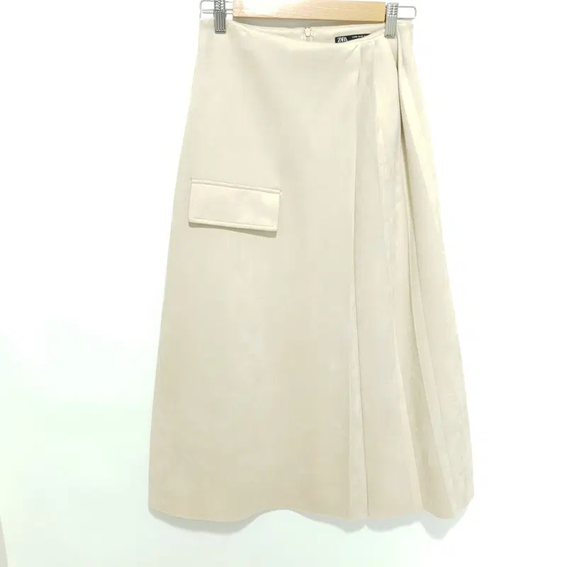 자라 벨벳 플리츠 롱 스커트 XS_M1783