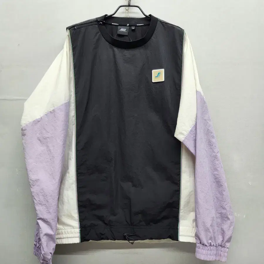 질스튜어트 스포츠 로고와펜 배색 스트링 웜업 100(XL~2XL)