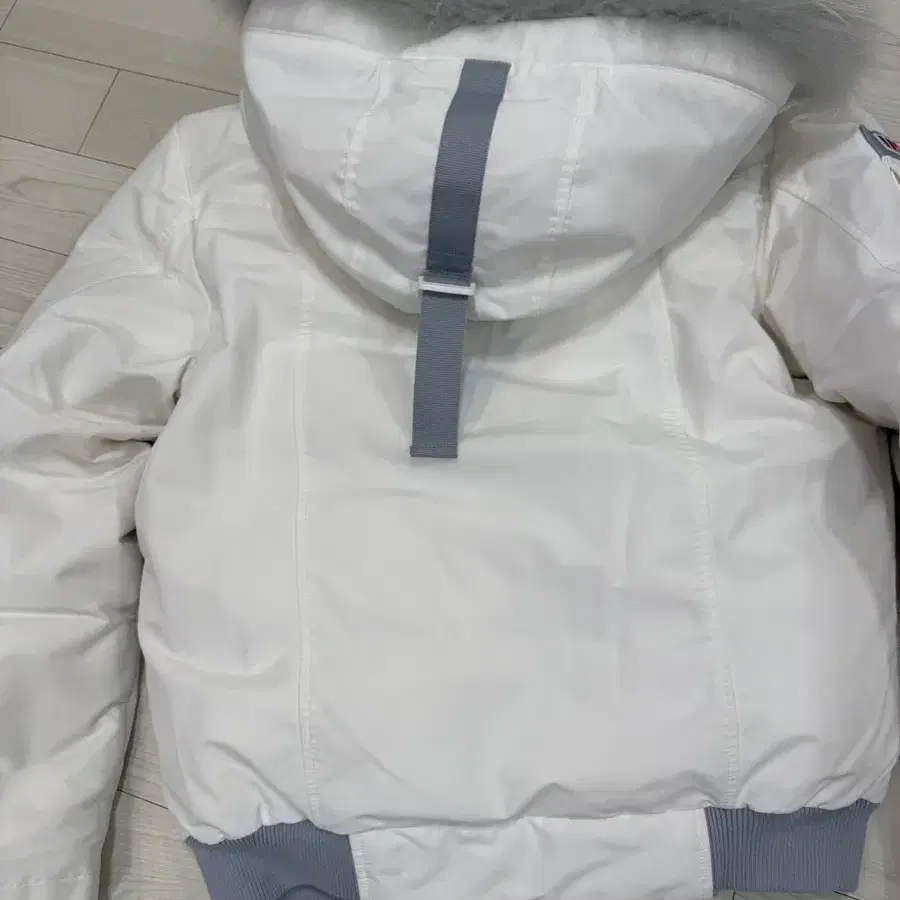 아이더 스투키 숏패딩