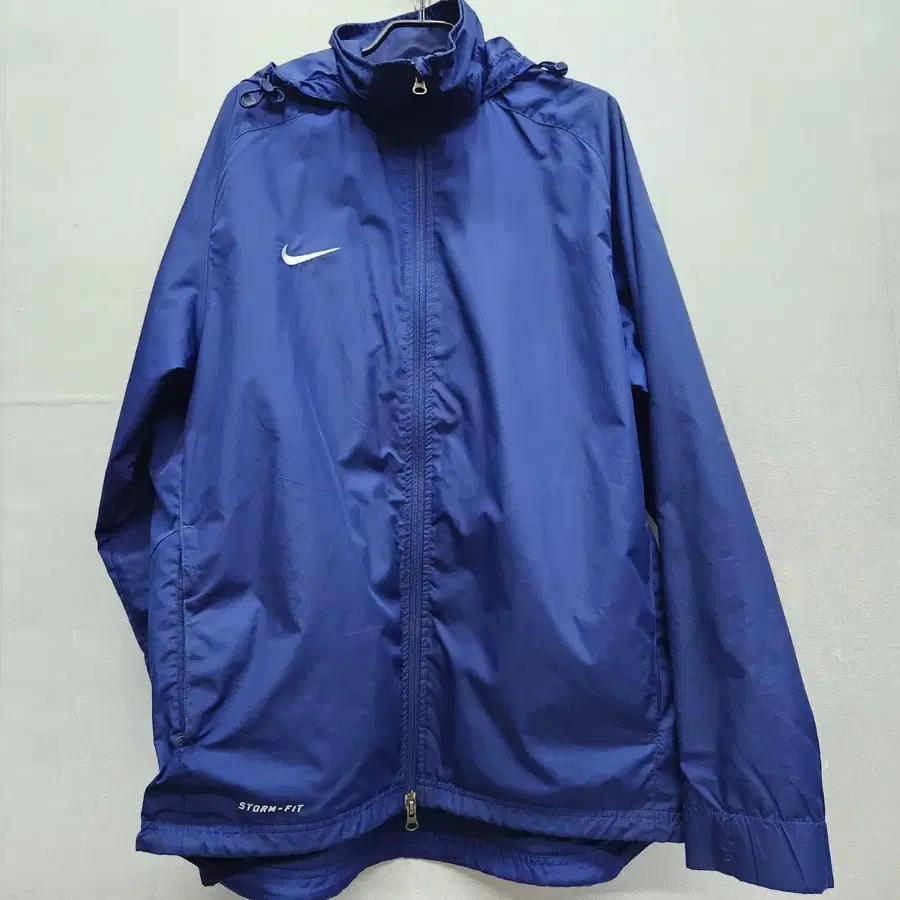 나이키 스톰핏 로고 스트링 투웨이 후드바람막이 XL(XL)